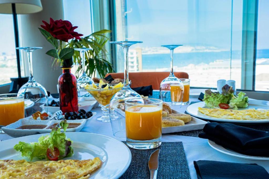 Mandarin Palace Hotel & Spa Tânger Exterior foto A breakfast table